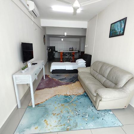 Homestay Studio Apartment Bentara Suite, Kompleks Mutiara Gua Musang Εξωτερικό φωτογραφία