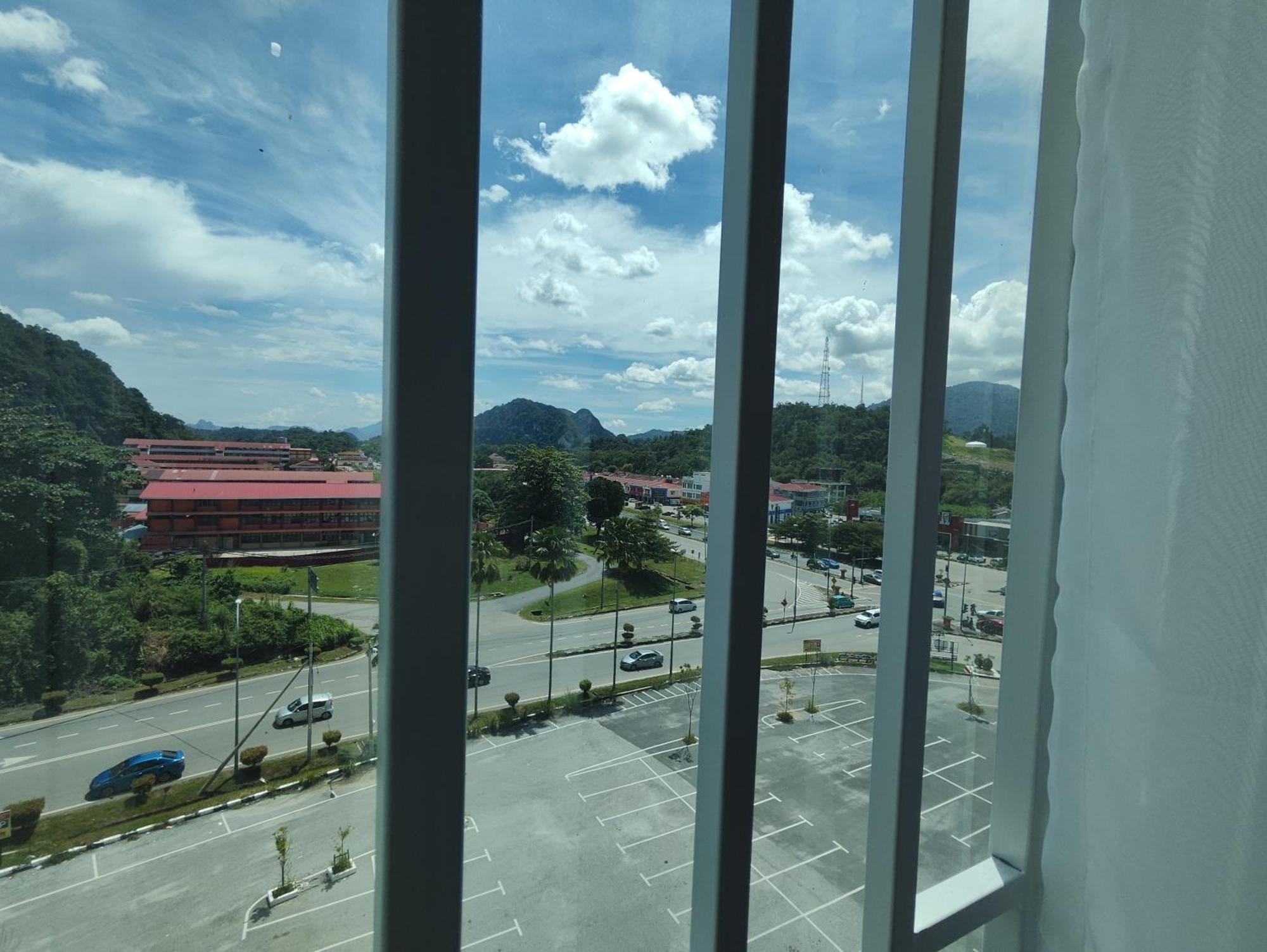 Homestay Studio Apartment Bentara Suite, Kompleks Mutiara Gua Musang Εξωτερικό φωτογραφία